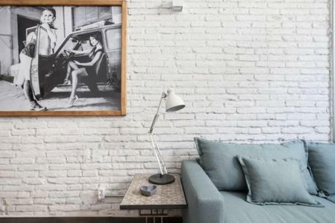 Stylish Apartment With Terrace For Couple Or Family Barcelone Extérieur photo